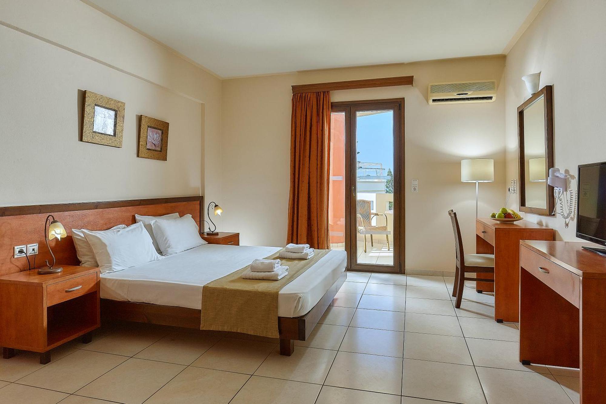 St Constantin Sea Hotel & Spa Resort Gouves Exterior photo